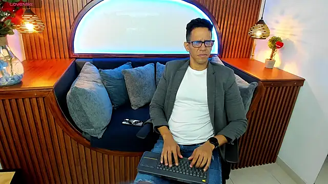 JacobDraven online show from 8, 11, 2025