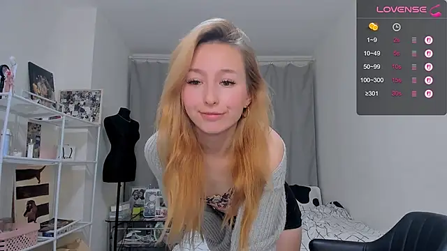 SandyCramerrr online show from 16, 12, 2025