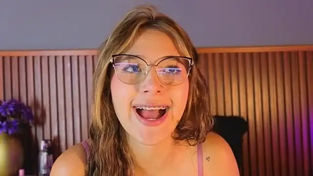 VictoriaSpark online show from 1, 10, 2025