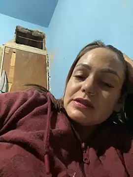 priscila luv online show from 28, 9, 2025