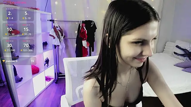 VikkyJane online show from 3, 3, 2026