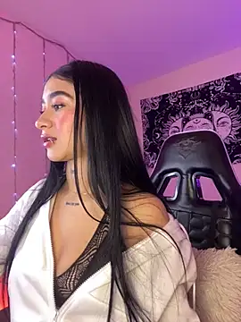 camila1 torres  online show from 15, 4, 2026