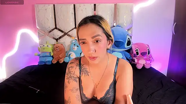 Snapshot of Isa_klein chatting on 22, 7, 2026 Isa klein online show from 22, 7, 2026