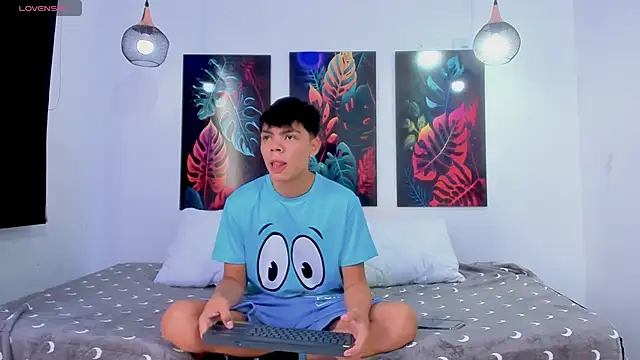 Zacktorres  online show from 31, 5, 2026