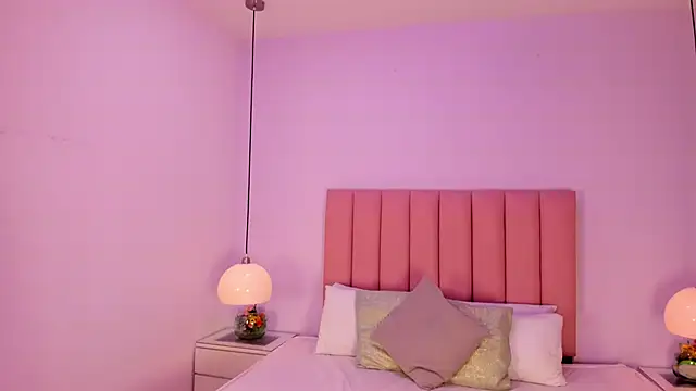 Amy Ferreira online show from 7, 11, 2025