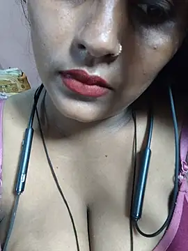 Snapshot of Jasmine_Januja chatting on 9, 7, 2026 Jasmine Januja online show from 9, 7, 2026