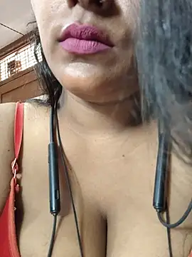 Snapshot of Jasmine_Januja chatting on 14, 7, 2026 Jasmine Januja online show from 14, 7, 2026