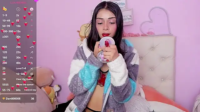 Yuni kim online show from 7, 10, 2025