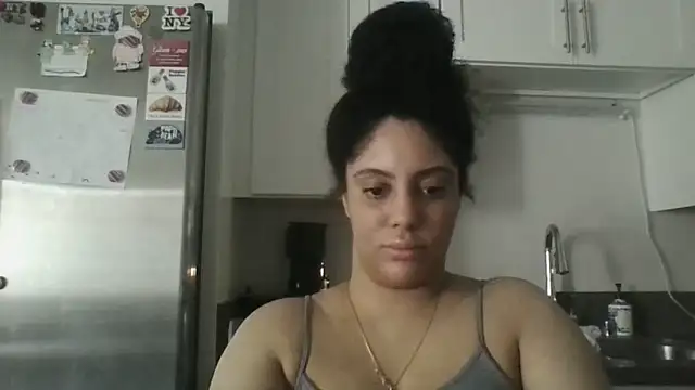 Snapshot of Dallasstar chatting on 6, 10, 2025 Dallasstar online show from 6, 10, 2025