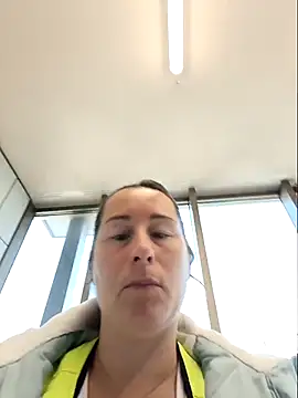 bichota85 online show from 10, 4, 2026