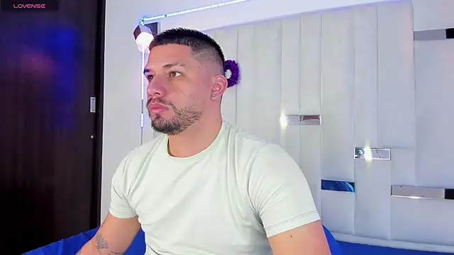 Jacob19  online show from 2, 11, 2025