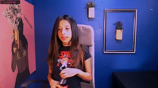 Snapshot of Indianteazerxxxx chatting on 27, 10, 2025 Indianteazerxxxx online show from 27, 10, 2025