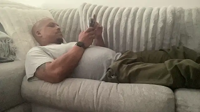 caramelizedzeus online show from 21, 11, 2025