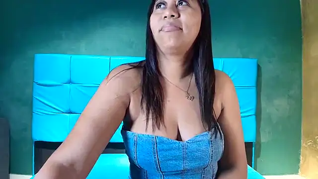 Snapshot of gayatrihoy chatting on 16, 9, 2025 gayatrihoy online show from 16, 9, 2025