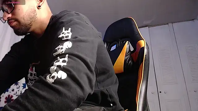 Chrys harris77 online show from 16, 12, 2025