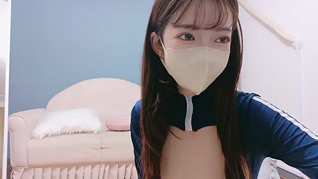 Mirai H ch online show from 19, 10, 2025