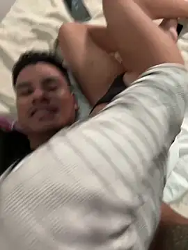 Snapshot of TAaghe3_099 chatting on 17, 10, 2025 TAaghe3 099 online show from 17, 10, 2025