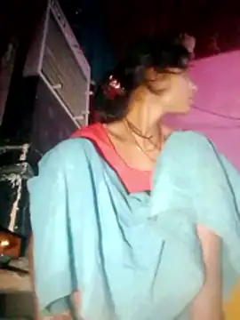 Snapshot of R_Roshni chatting on 1, 12, 2025 R Roshni online show from 1, 12, 2025