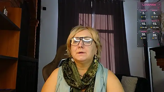 Marta Wils online show from 25, 10, 2025