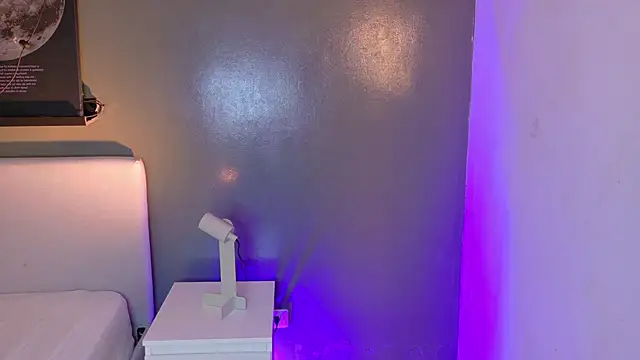 KeendraFox  online show from 27, 11, 2025