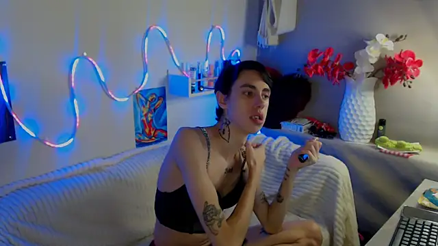 AlexNaughty14 online show from 24, 10, 2025