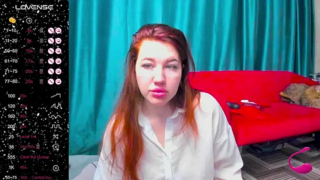 LillyLover  online show from 10, 10, 2025
