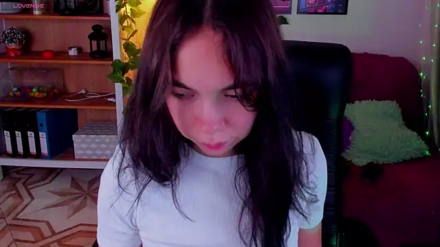 Elise Noir online show from 21, 10, 2025