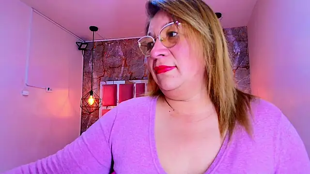 Snapshot of MaylinRosse_ chatting on 17, 1, 2026 MaylinRosse online show from 17, 1, 2026