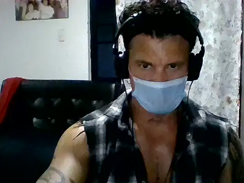 XavierFox1 online show from 18, 9, 2025