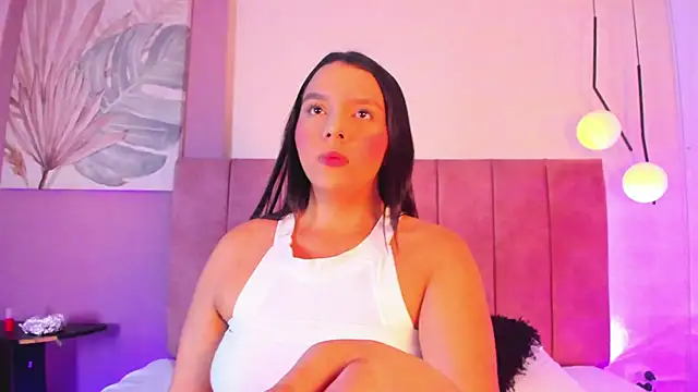 Snapshot of Kailynrose_ chatting on 21, 10, 2025 Kailynrose online show from 21, 10, 2025