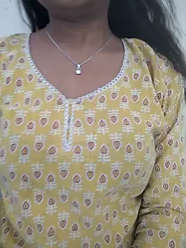 Snapshot of Disha-_00 chatting on 23, 10, 2025 Disha- 00 online show from 23, 10, 2025