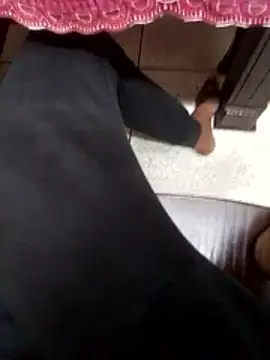 crish09 online show from 7, 11, 2025