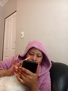 Snapshot of BubblyBeautiful chatting on 20, 10, 2025 BubblyBeautiful online show from 20, 10, 2025