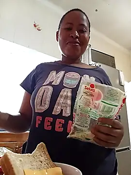 Snapshot of BubblyBeautiful chatting on 3, 11, 2025 BubblyBeautiful online show from 3, 11, 2025