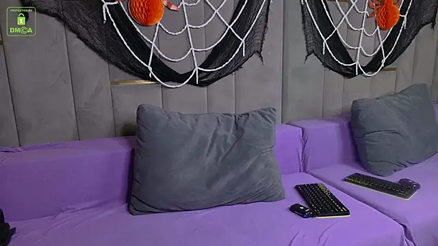 Snapshot of JesseCrosss chatting on 15, 10, 2025 JesseCrosss online show from 15, 10, 2025