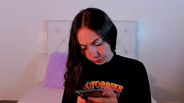 Snapshot of LaiaColliinss chatting on 9, 10, 2025 LaiaColliinss online show from 9, 10, 2025