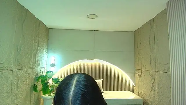 dany r  online show from 28, 11, 2025