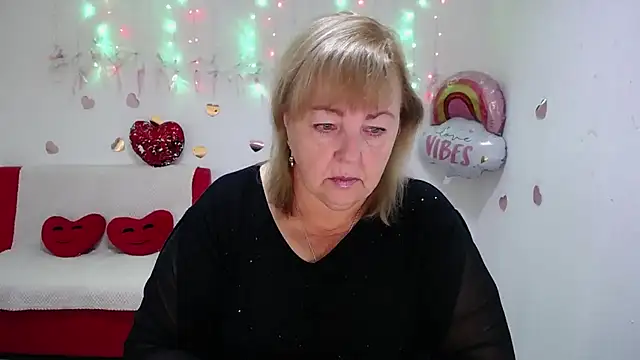 Snapshot of MilenaWedxy chatting on 30, 9, 2025 MilenaWedxy online show from 30, 9, 2025