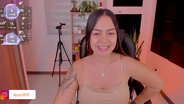 Snapshot of TaniaVelvet chatting on 23, 10, 2025 TaniaVelvet online show from 23, 10, 2025