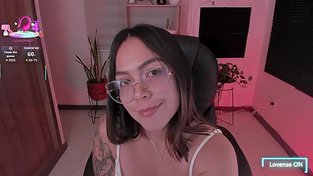 Snapshot of TaniaVelvet chatting on 6, 2, 2026 TaniaVelvet online show from 6, 2, 2026