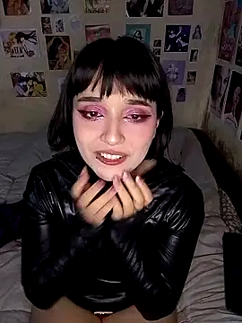 lucianasama online show from 24, 9, 2025