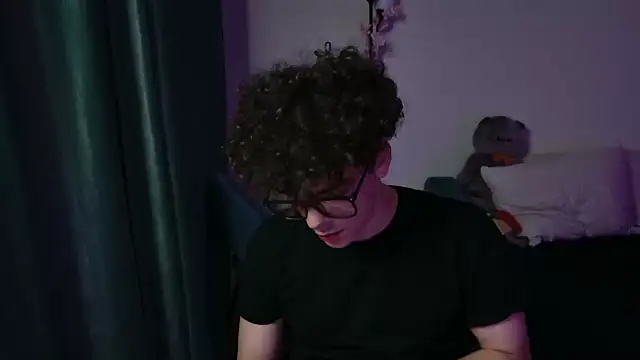 Snapshot of dreamgonetan chatting on 25, 9, 2025 dreamgonetan online show from 25, 9, 2025