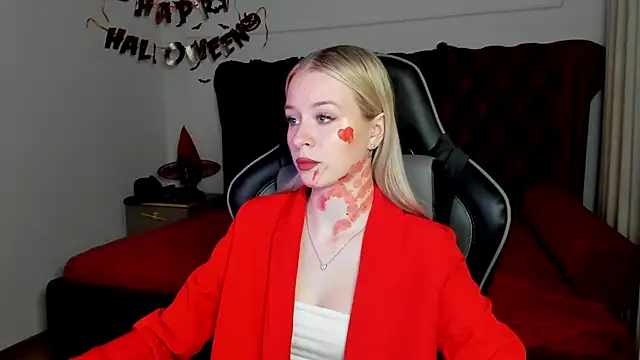 MiaGraces online show from 31, 10, 2025