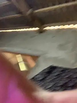 Snapshot of Halyy_xx chatting on 16, 10, 2025 Halyy xx online show from 16, 10, 2025