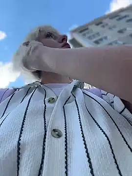 RonnieKiss online show from 27, 5, 2026