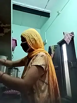 Cute-Charvii online show from 28, 4, 2026