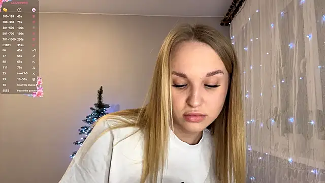 TanekaBoitel online show from 17, 12, 2025