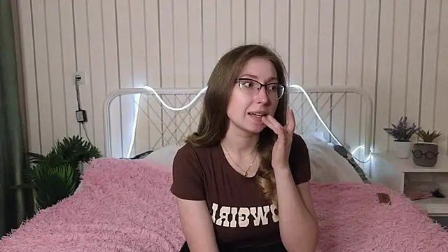 DaliaRadtke online show from 5, 10, 2025