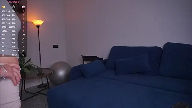 AdrianaCoenen online show from 21, 9, 2025