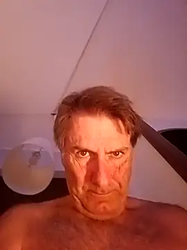 Snapshot of sayeaprayer65 chatting on 7, 10, 2025 sayeaprayer65 online show from 7, 10, 2025